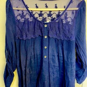 Women’s Blouse